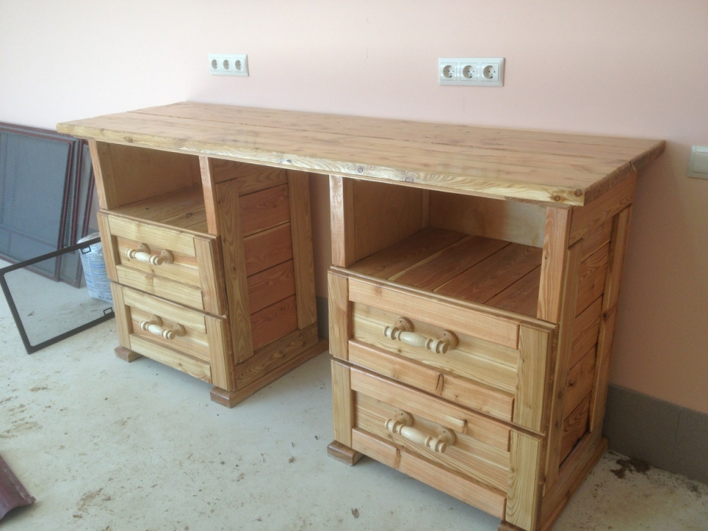 Мебель из древесины